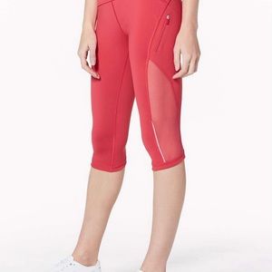 Lululemon crop leggings